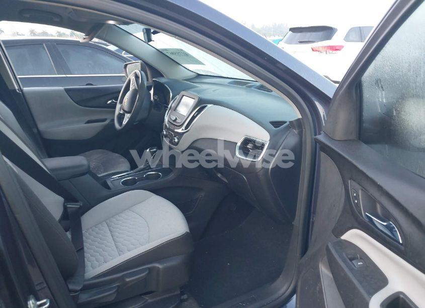 Photo 5 of 2018 Chevrolet Equinox LS (VIN 3GNAXHEV8JS503909)
