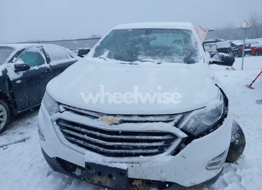 Photo 12 of 2018 Chevrolet Equinox LS (VIN 3GNAXHEV8JS645841)
