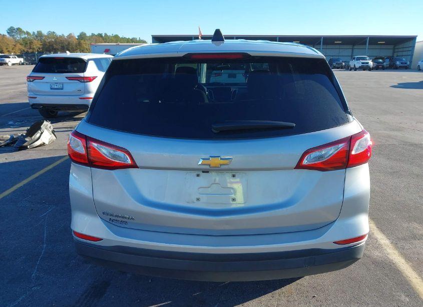 Photo 16 of 2019 Chevrolet Equinox LS (VIN 3GNAXHEV8KL269718)