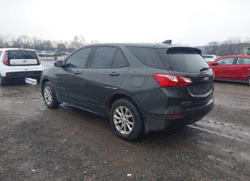 Photo 3 of 2019 Chevrolet Equinox LS (VIN 3GNAXHEV8KS509145)