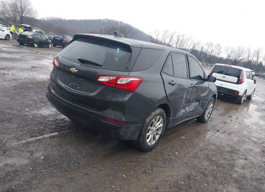 Photo 4 of 2019 Chevrolet Equinox LS (VIN 3GNAXHEV8KS509145)
