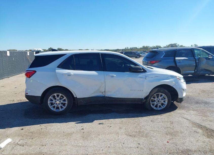 Photo 13 of 2019 Chevrolet Equinox LS (VIN 3GNAXHEV8KS595248)