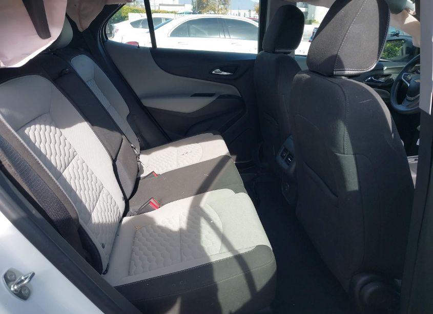 Photo 8 of 2020 Chevrolet Equinox FWD LS (VIN 3GNAXHEV8LS526562)