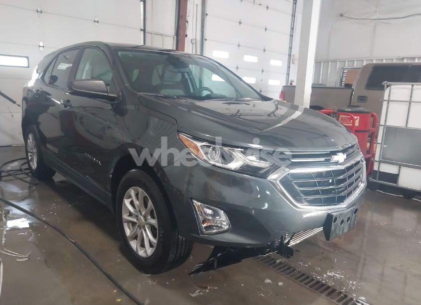 2020 Chevrolet Equinox FWD LS (VIN 3GNAXHEV8LS600630) main photo
