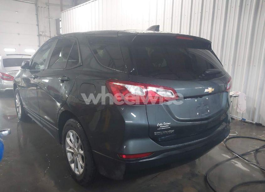 Photo 3 of 2020 Chevrolet Equinox FWD LS (VIN 3GNAXHEV8LS600630)