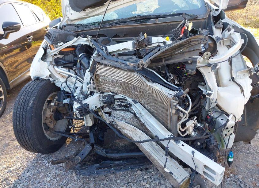 Photo 10 of 2020 Chevrolet Equinox FWD LS (VIN 3GNAXHEV8LS680625)