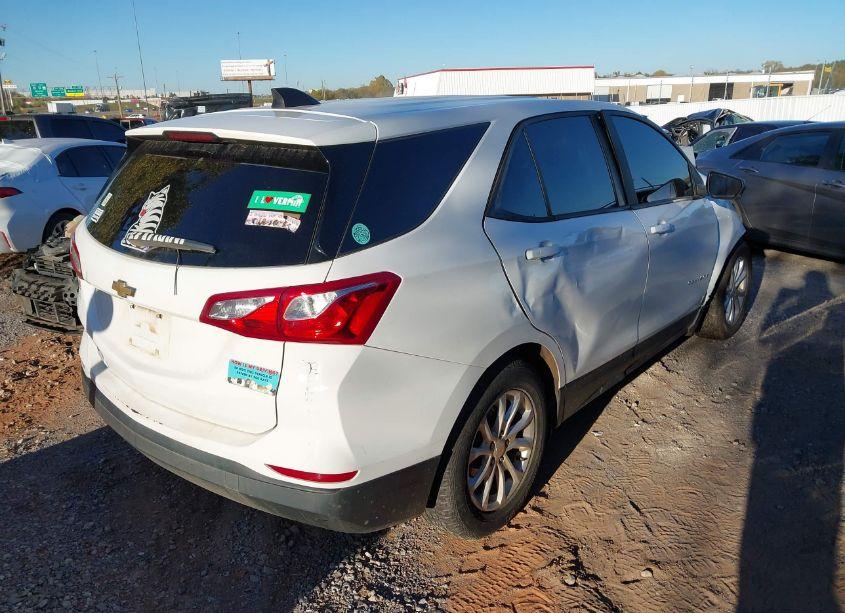 Photo 4 of 2020 Chevrolet Equinox FWD LS (VIN 3GNAXHEV8LS680625)