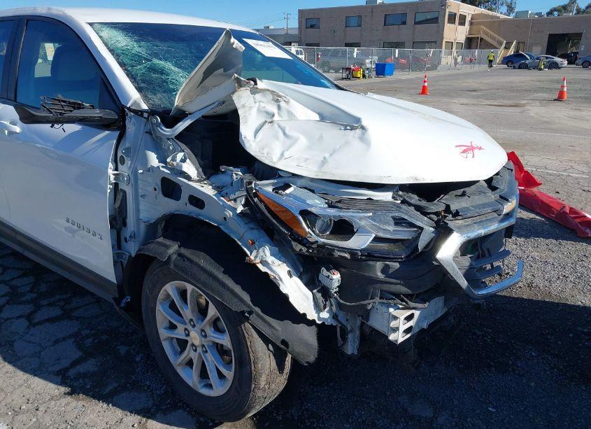 Photo 6 of 2020 Chevrolet Equinox FWD LS (VIN 3GNAXHEV8LS700517)