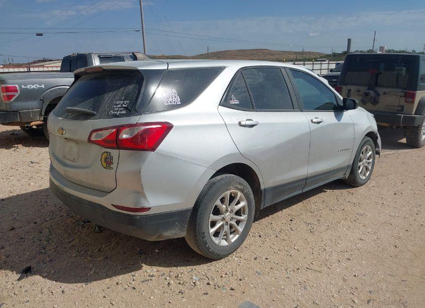 Photo 4 of 2020 Chevrolet Equinox FWD LS (VIN 3GNAXHEV8LS728592)
