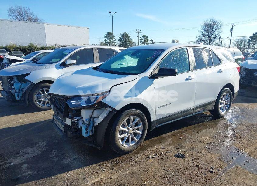 Photo 2 of 2021 Chevrolet Equinox FWD LS (VIN 3GNAXHEV8MS140080)