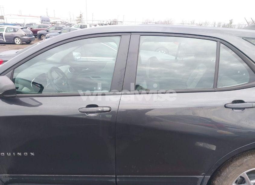 Photo 14 of 2022 Chevrolet Equinox FWD LS (VIN 3GNAXHEV8NS240987)