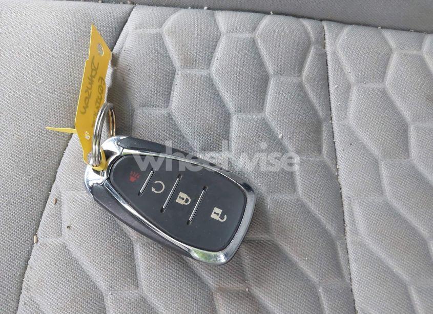 Photo 11 of 2018 Chevrolet Equinox LS (VIN 3GNAXHEV9JL101813)