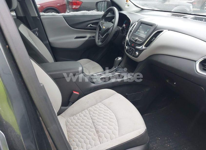 Photo 5 of 2018 Chevrolet Equinox LS (VIN 3GNAXHEV9JL101813)