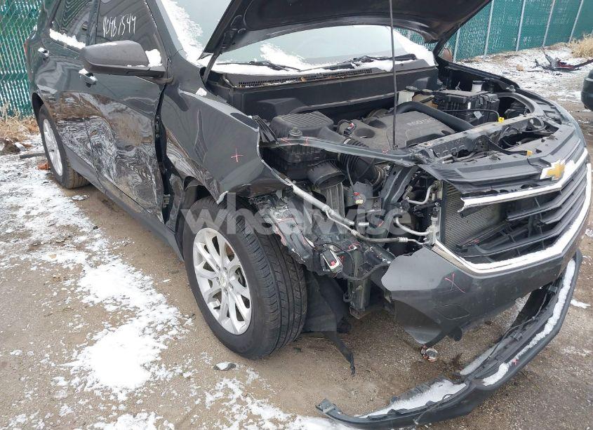 Photo 6 of 2018 Chevrolet Equinox LS (VIN 3GNAXHEV9JL101813)