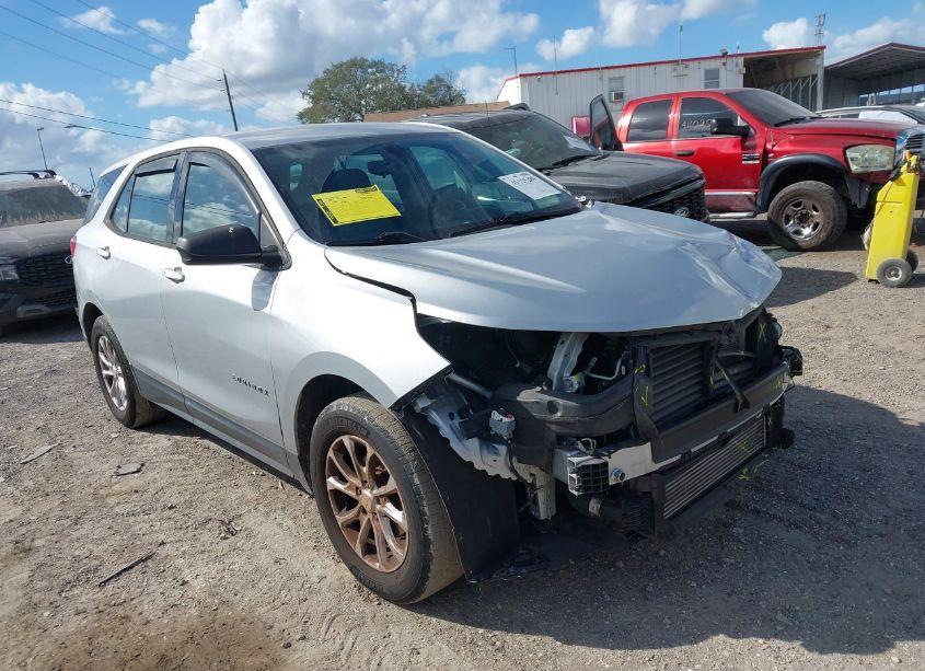 2018 Chevrolet Equinox LS (VIN 3GNAXHEV9JL377702) main photo