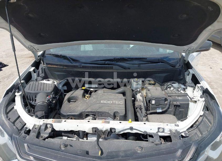 Photo 10 of 2018 Chevrolet Equinox LS (VIN 3GNAXHEV9JS617384)