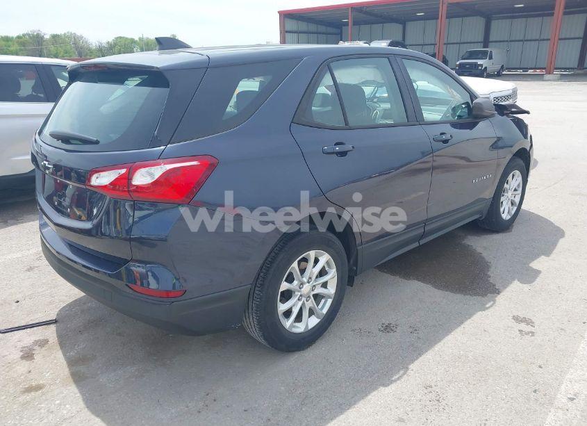 Photo 4 of 2019 Chevrolet Equinox LS (VIN 3GNAXHEV9KL244293)