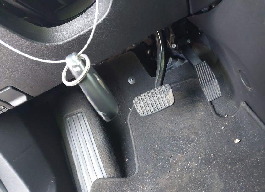 Photo 11 of 2019 Chevrolet Equinox LS (VIN 3GNAXHEV9KS508411)