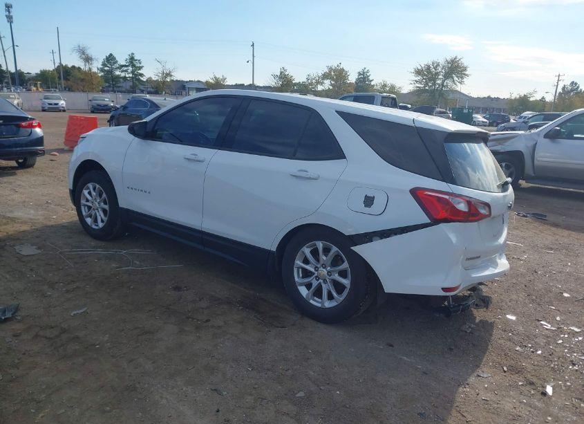 Photo 3 of 2019 Chevrolet Equinox LS (VIN 3GNAXHEV9KS508411)