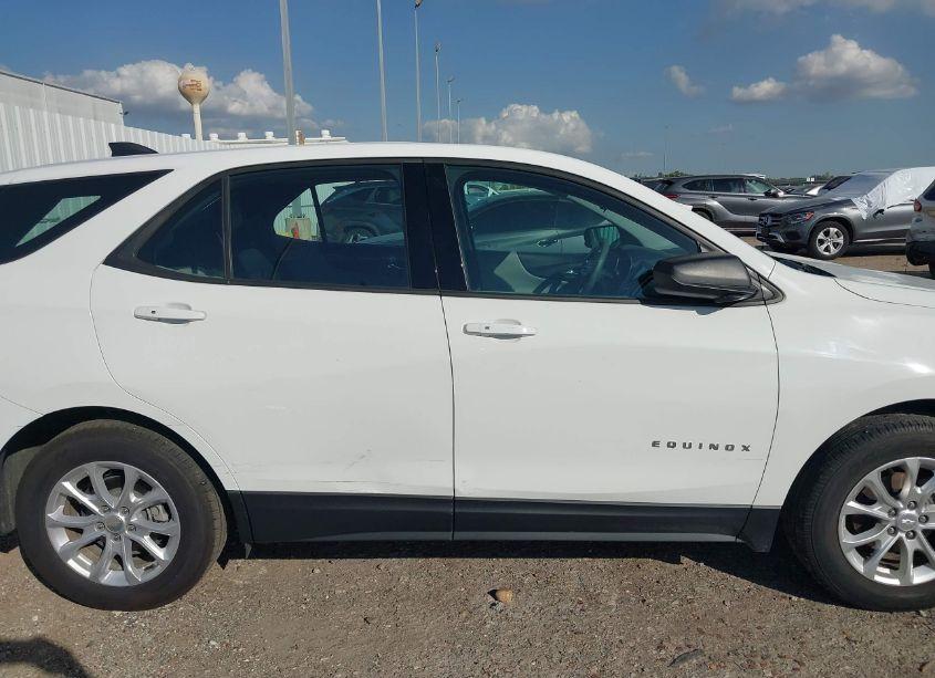 Photo 14 of 2019 Chevrolet Equinox LS (VIN 3GNAXHEV9KS531557)
