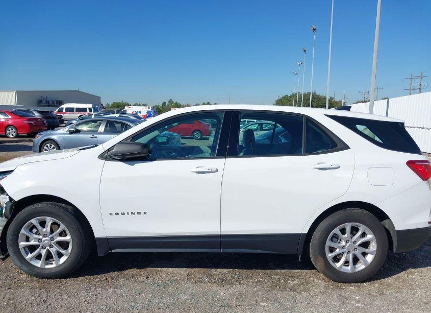Photo 15 of 2019 Chevrolet Equinox LS (VIN 3GNAXHEV9KS531557)