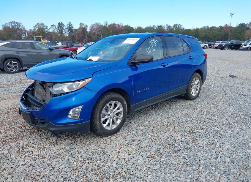 Photo 2 of 2019 Chevrolet Equinox LS (VIN 3GNAXHEV9KS575039)