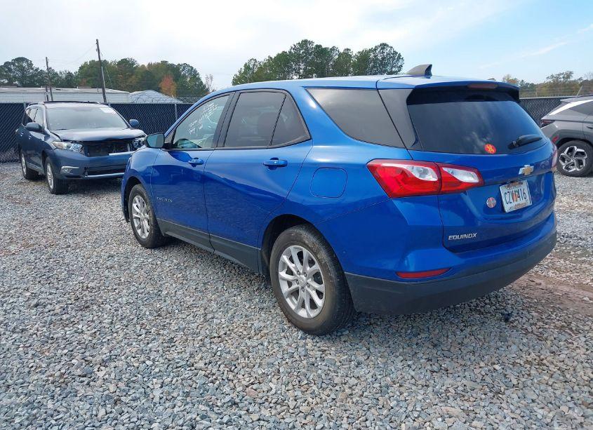 Photo 3 of 2019 Chevrolet Equinox LS (VIN 3GNAXHEV9KS575039)