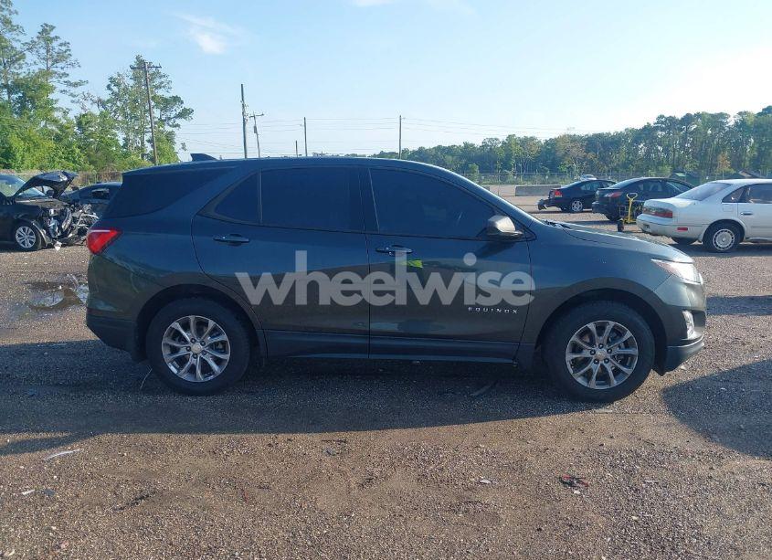 Photo 13 of 2019 Chevrolet Equinox LS (VIN 3GNAXHEV9KS664223)