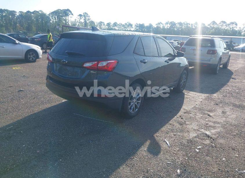 Photo 4 of 2019 Chevrolet Equinox LS (VIN 3GNAXHEV9KS664223)