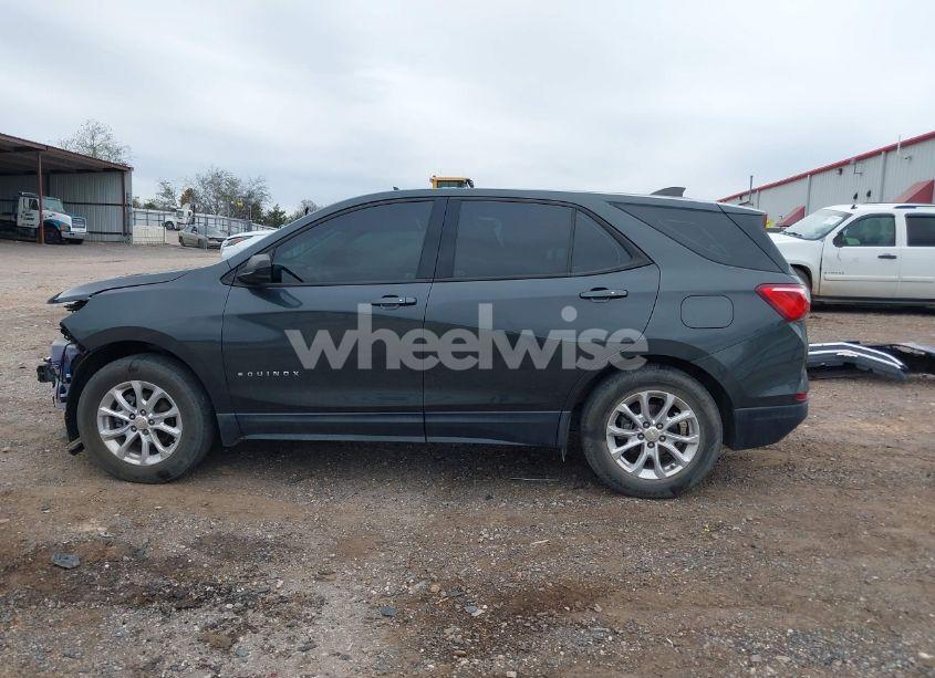 Photo 15 of 2019 Chevrolet Equinox LS (VIN 3GNAXHEV9KS671866)