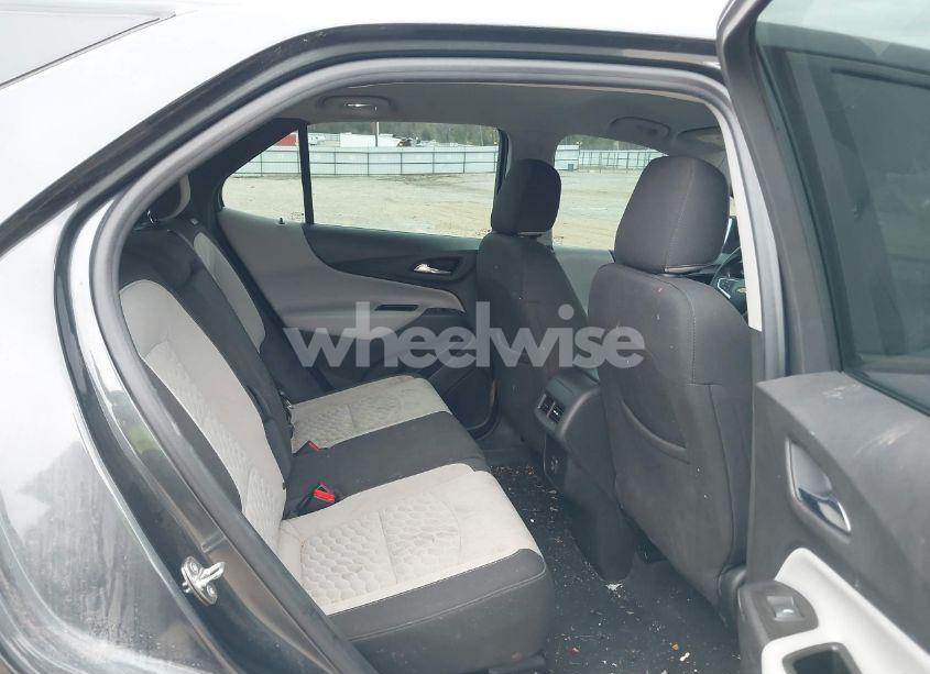 Photo 8 of 2019 Chevrolet Equinox LS (VIN 3GNAXHEV9KS671866)