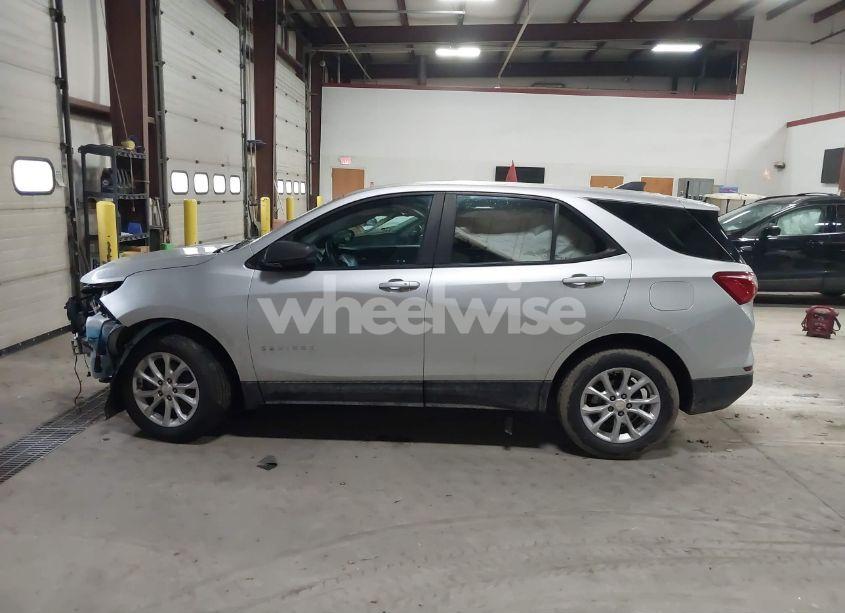 Photo 14 of 2020 Chevrolet Equinox FWD LS (VIN 3GNAXHEV9LS500178)