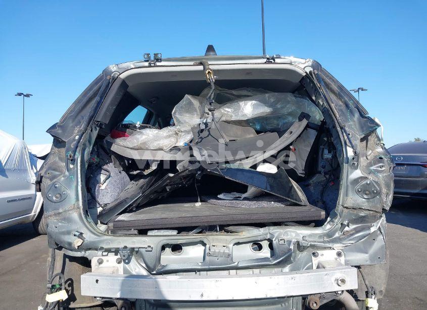 Photo 6 of 2020 Chevrolet Equinox FWD LS (VIN 3GNAXHEV9LS612947)