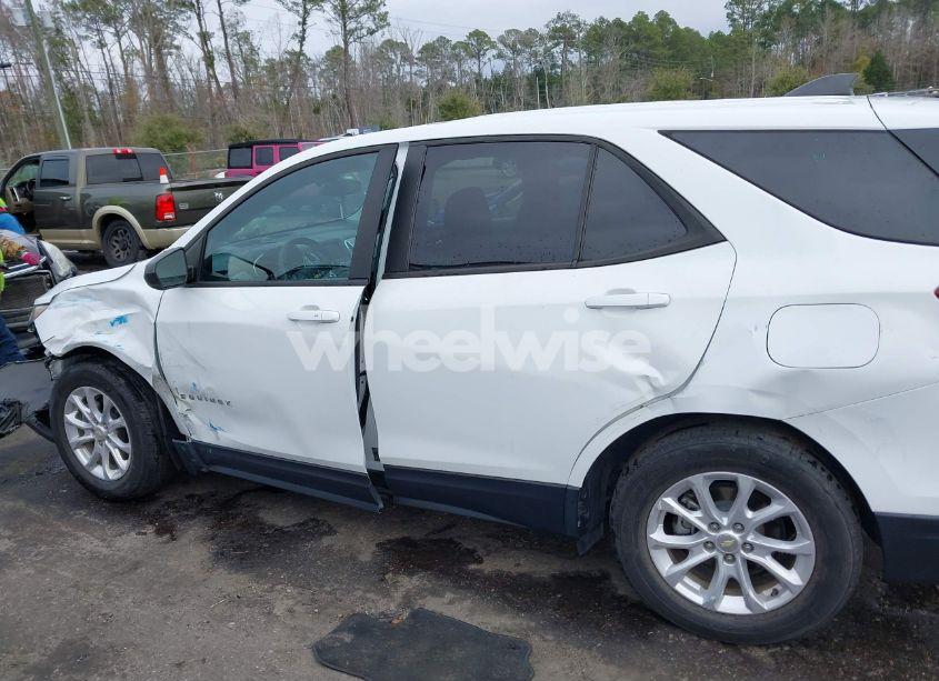 Photo 14 of 2020 Chevrolet Equinox FWD LS (VIN 3GNAXHEV9LS626749)
