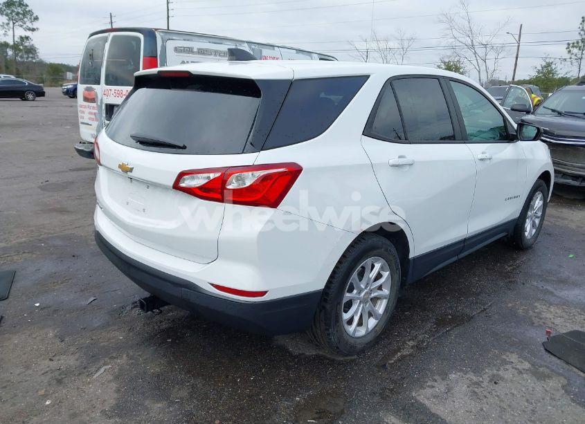 Photo 4 of 2020 Chevrolet Equinox FWD LS (VIN 3GNAXHEV9LS626749)