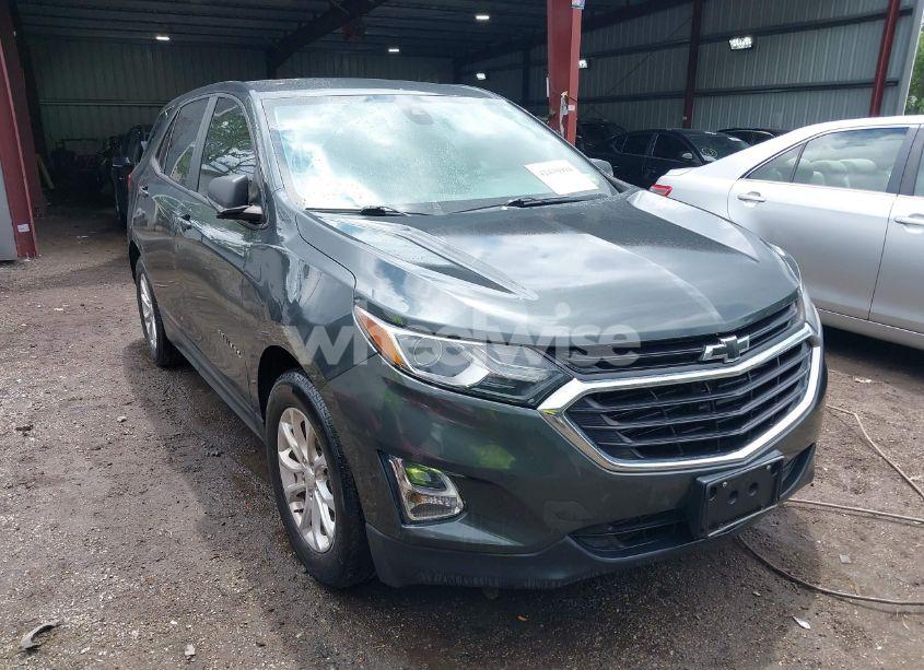 2020 Chevrolet Equinox FWD LS (VIN 3GNAXHEV9LS627013) main photo