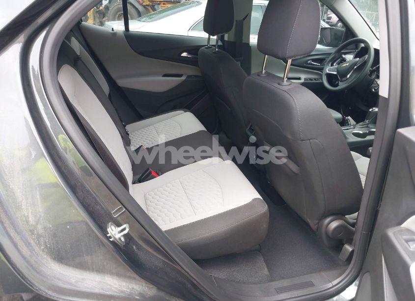 Photo 8 of 2020 Chevrolet Equinox FWD LS (VIN 3GNAXHEV9LS627013)