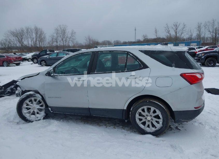 Photo 15 of 2020 Chevrolet Equinox FWD LS (VIN 3GNAXHEV9LS667673)