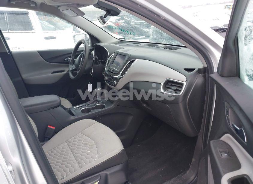 Photo 5 of 2020 Chevrolet Equinox FWD LS (VIN 3GNAXHEV9LS667673)