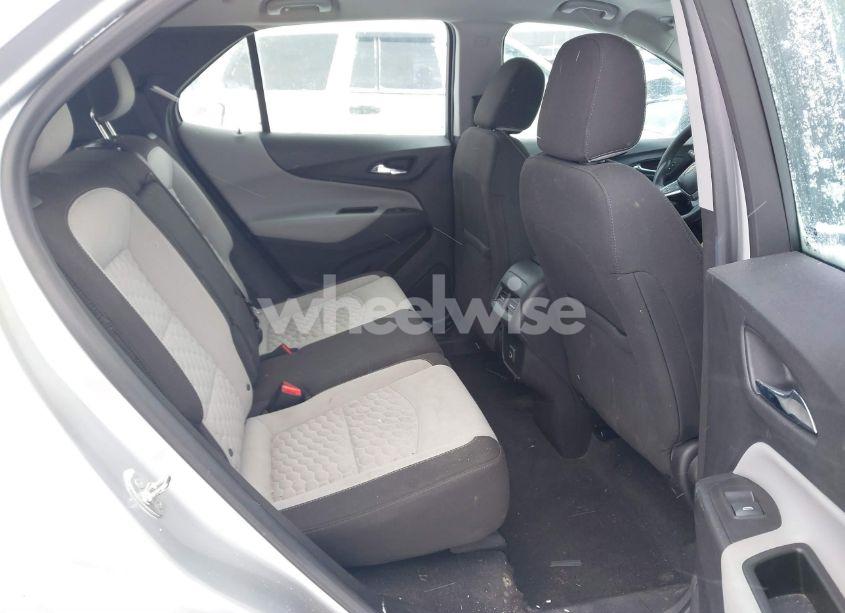 Photo 8 of 2020 Chevrolet Equinox FWD LS (VIN 3GNAXHEV9LS667673)