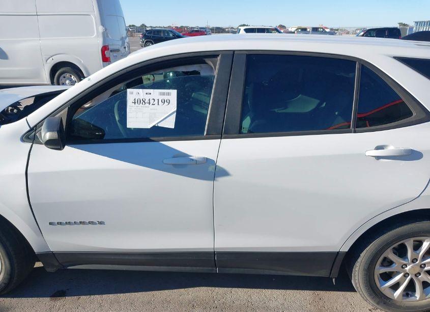Photo 15 of 2020 Chevrolet Equinox FWD LS (VIN 3GNAXHEV9LS669536)