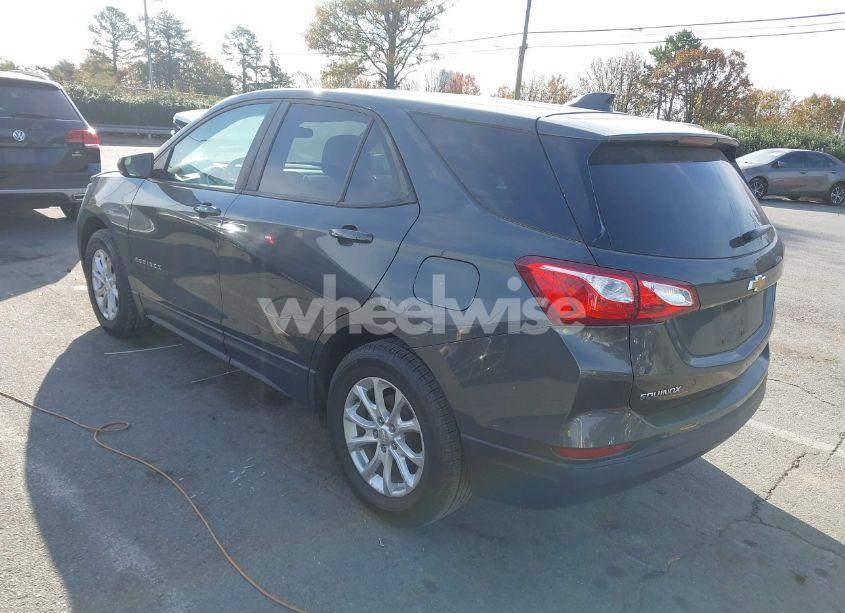 Photo 3 of 2020 Chevrolet Equinox FWD LS (VIN 3GNAXHEV9LS671755)