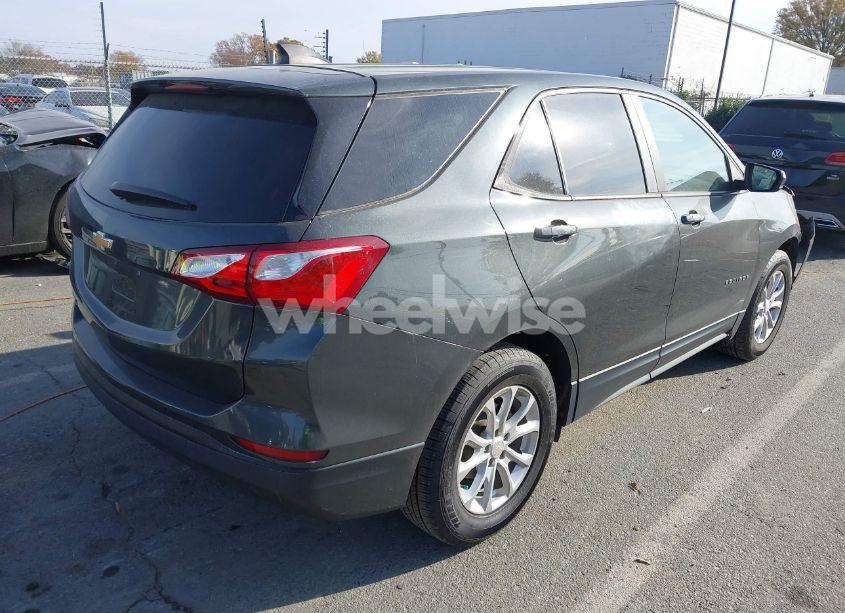 Photo 4 of 2020 Chevrolet Equinox FWD LS (VIN 3GNAXHEV9LS671755)