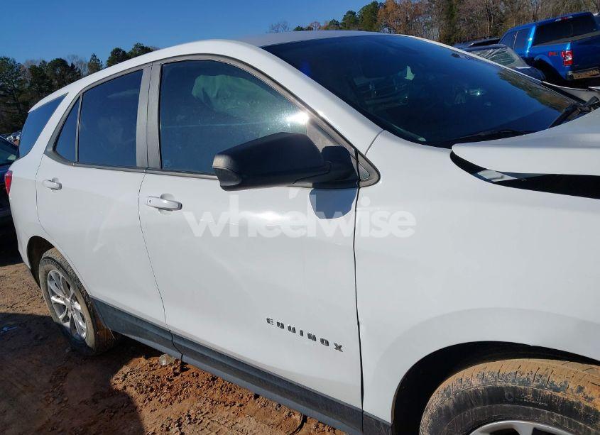 Photo 13 of 2020 Chevrolet Equinox FWD LS (VIN 3GNAXHEV9LS677829)
