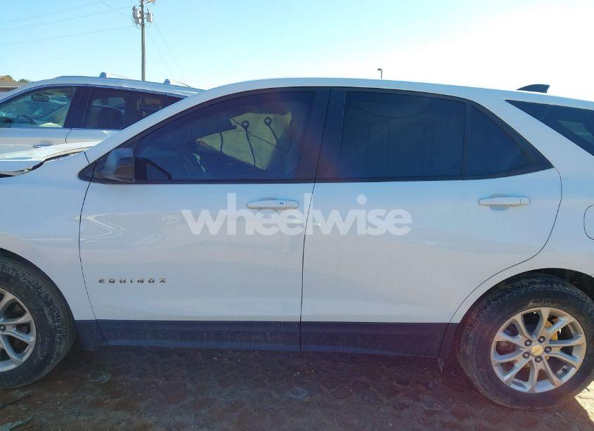 Photo 14 of 2020 Chevrolet Equinox FWD LS (VIN 3GNAXHEV9LS677829)
