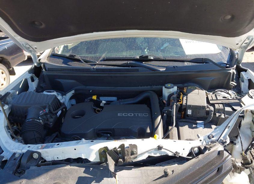 Photo 10 of 2021 Chevrolet Equinox FWD LS (VIN 3GNAXHEV9MS104155)