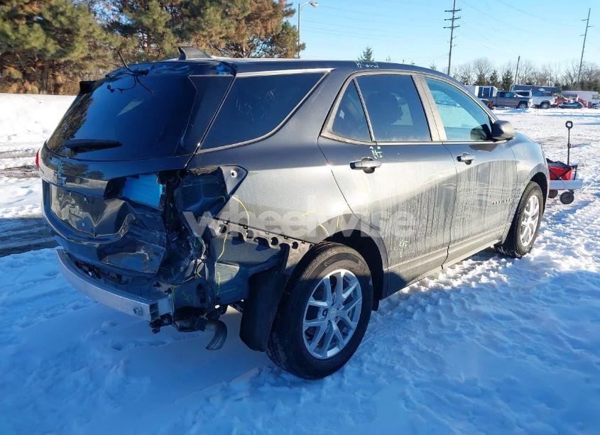 Photo 4 of 2022 Chevrolet Equinox FWD LS (VIN 3GNAXHEV9NS179505)