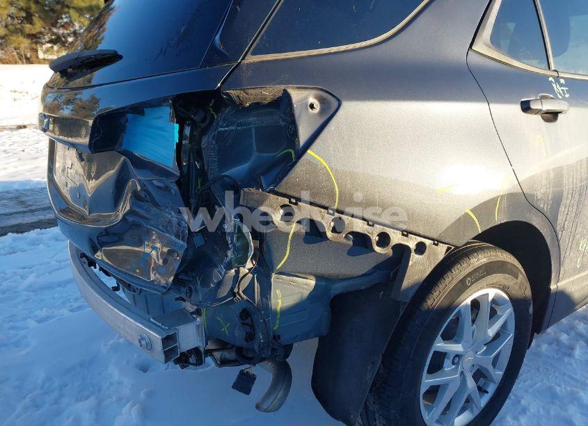 Photo 6 of 2022 Chevrolet Equinox FWD LS (VIN 3GNAXHEV9NS179505)