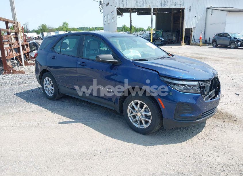 2022 Chevrolet Equinox FWD LS (VIN 3GNAXHEV9NS212647) main photo