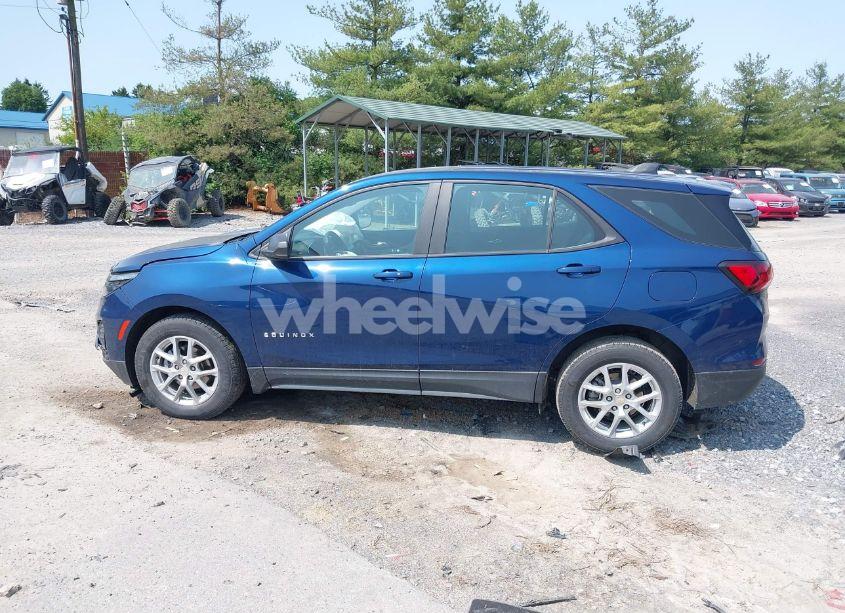 Photo 14 of 2022 Chevrolet Equinox FWD LS (VIN 3GNAXHEV9NS212647)